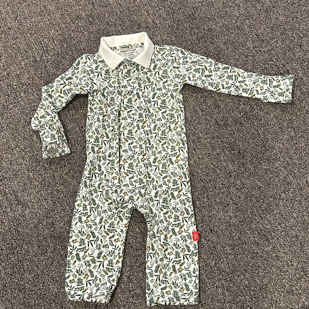 EUC magnetic me coverall